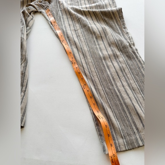 Linen Relaxed Fit Cropped Pant “Appleseed”- Neutral - Tie Waist - Size 16p - Picture 8 of 9